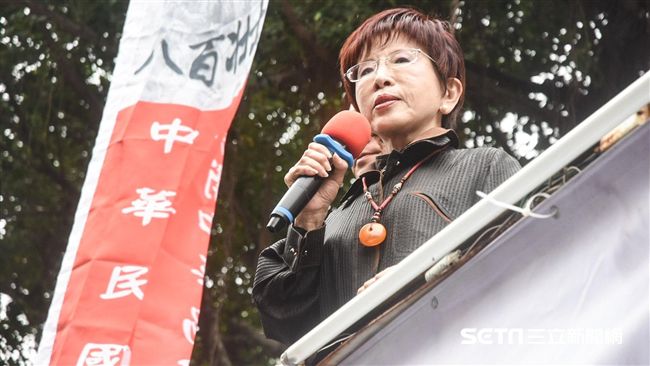 柱柱姐關心八百壯士　第一線員警怒了