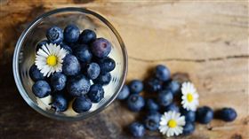 防癌,抗癌,大蒜,蘋果,蔓越莓,藍莓,高麗菜,紅蘿蔔,花椰菜／Pixabay