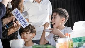 王君萍,亞歷山大,安德里（圖／翻攝自王君萍臉書）