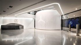 神秘總部曝光！一窺台灣賓士嶄新辦公室。（圖／Mercedes-Benz提供）