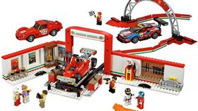 編號45889的Lego Ferrari Ultimate Garage（圖／翻攝Lego網站）。