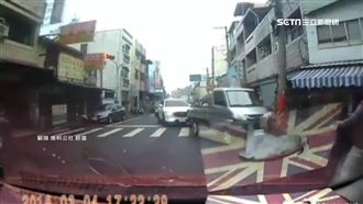 13輛宣傳車逆向　翁章梁競選挨轟