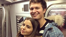 安索艾格特（右）經常在IG與女友曬恩愛。（圖／翻攝自安索艾格特IG）