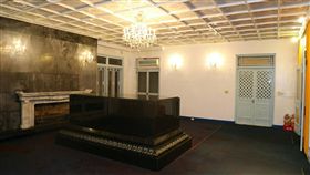 慈湖潑漆9嫌未到案　桃園地檢署調查獨派團體在二二八和平紀念日到桃園大溪的慈湖陵寢（圖）潑灑紅漆，警方事後發通知書限期9名涉案者到案說明，但無人理會，5日將全案移交桃園地檢署偵辦。（桃園陵寢管理組提供）中央社記者吳睿騏桃園傳真　107年3月5日