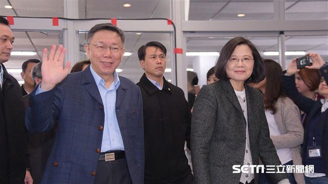 密會蔡談什麼？柯笑得好曖昧