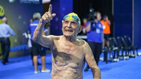 ▲澳洲老伯George Corones。（圖／翻攝自Australian Dolphins Swim Team臉書）