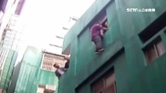 偷27萬警找上門　男子嚇得攀窗逃跑