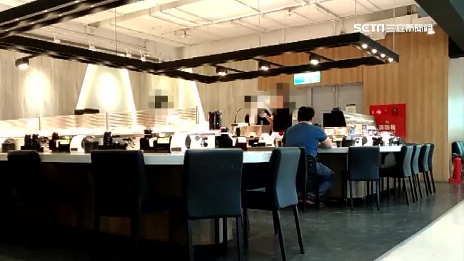 壽司菜絲臭酸味　客人爭論店長突下跪