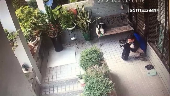長袖遮指紋…竊賊闖空門盜2克拉鑽石