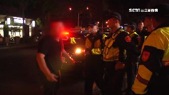 酒客互瞄一眼扭打大亂鬥　還囂張嗆警