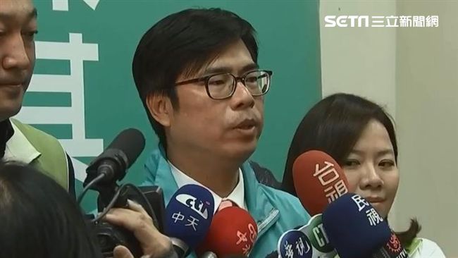 高市長初選大勝　陳其邁感謝花媽付出
