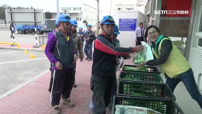 台塑助農民！連3天6千斤菜送員工