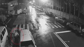 賊在獄中學拆窗伎倆　2分鐘搜刮一空（圖／翻攝照片）