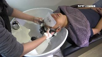 洗頭付飲料費惹議　髮廊：菜單有價格