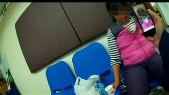 婦人偷竊失風　裝瘋賣傻躲警訊問