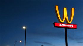 美國加州林伍德市（Lynwood）麥當勞（圖／翻攝自推特）