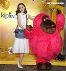 時尚媽咪范瑋琪變身表情后，挑戰秒速變臉即興演繹超潮。（記者邱榮吉/攝影）