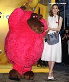 時尚媽咪范瑋琪變身表情后，挑戰秒速變臉即興演繹超潮。（記者邱榮吉/攝影）