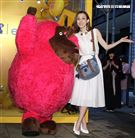 時尚媽咪范瑋琪變身表情后，挑戰秒速變臉即興演繹超潮。（記者邱榮吉/攝影）