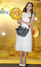 時尚媽咪范瑋琪變身表情后，挑戰秒速變臉即興演繹超潮。（記者邱榮吉/攝影）