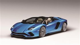 下一代Aventador會採油電V12動力？