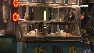 酒後爆口角！男持木棒撂人砸爛檳榔攤