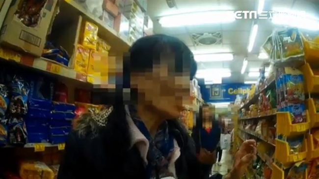 我叫咪咪！遇警盤查跳針　原來...