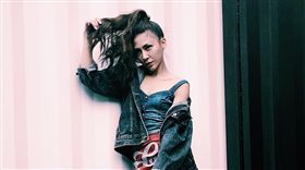 自從金曲封后後，艾怡良長時間沒有自信。（圖／翻攝自臉書）