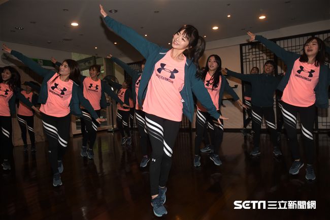 Lamigirls春訓練舞開放媒體拍攝。 圖／記者林敬旻攝