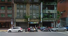 南京西路,跳樓,命危,氣墊,警消,台北,輕生 （圖／翻攝GOOGLEMAP)