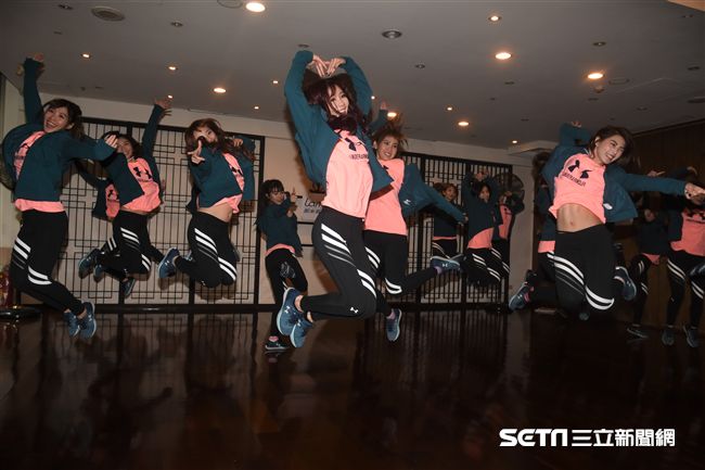 Lamigirls春訓練舞開放媒體拍攝。 圖／記者林敬旻攝