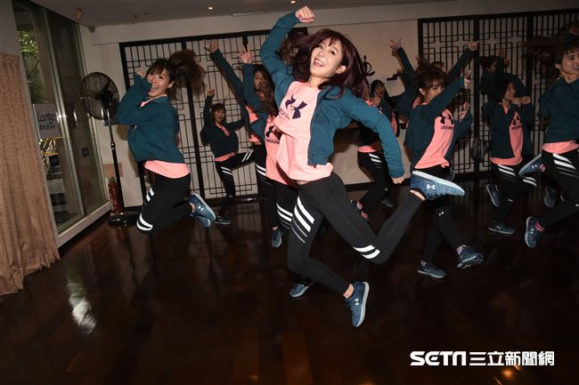 Lamigirls春訓練舞開放媒體拍攝。 圖／記者林敬旻攝