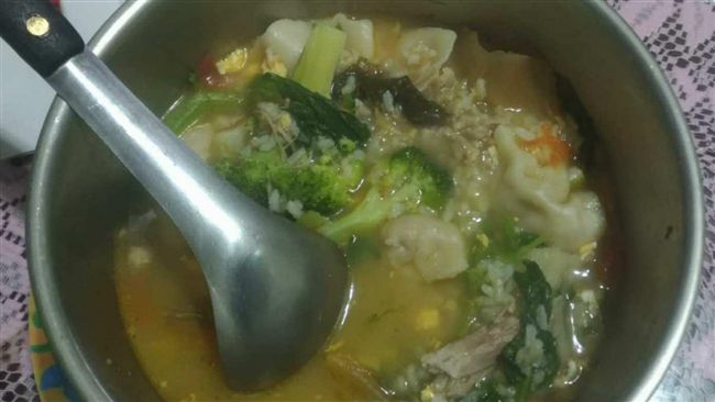 蓮霧都滷了！他家驚見黑暗料理菜尾湯