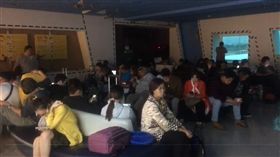 桃機停電　候機室漆黑