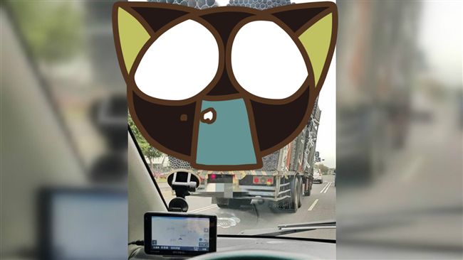 貨車載「這個」！讓網友狂起雞皮疙瘩