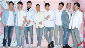 左起張哲偉 施柏宇 紀璽安 楊鎮 吳珝陽 鄭祺丰 陳信維 王翔永（圖/伊林提供）