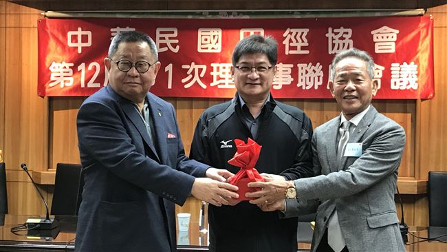 田徑協會祥和改選　蔡辰威交棒葉政彥