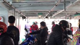 高雄渡輪海上發生碰撞　船上70名旅客受驚嚇
咱是旗津人臉書