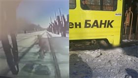 鐵軌,平交道,俄羅斯,葉卡捷琳堡,Mashinostroiteley,電車,撞人        　圖／翻攝自YouTube https://goo.gl/Dt5Naa 