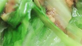 男吃宵夜吃到菜蟲,女網友神回／爆料公社
