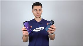 三星Galaxy S9 Plus和iPhone X墜落測試　翻攝EverythingApplePro影片