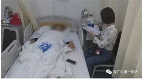 李姓女乘客遭行李箱砸中，下半身失去知覺。（圖／翻攝自《深廣電第一現場》的微博）