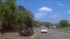 馬3玩命超車　挨轟：移動式神主牌