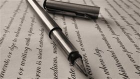 信,寫信,信件（圖／翻攝自Pixabay） 
https://pixabay.com/zh/%E7%AC%94-%E9%92%A2%E7%AC%94-%E5%86%99%E4%BD%9C-%E5%96%B7%E6%B3%89-%E5%A2%A8%E6%B0%B4-%E5%86%99-%E7%BA%B8-%E4%B8%9A%E5%8A%A1-%E7%99%BD-%E7%AD%BE%E5%90%8D-