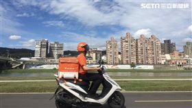 外送平台,新創公司,Lalamove,司機,收入,月薪,啦啦快送