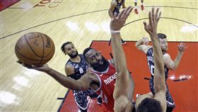 ▲火箭James Harden率隊擊退馬刺。（圖／美聯社／達志影像）