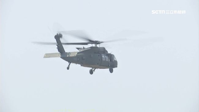 黑鷹直升機機件異常　緊降林園靶場