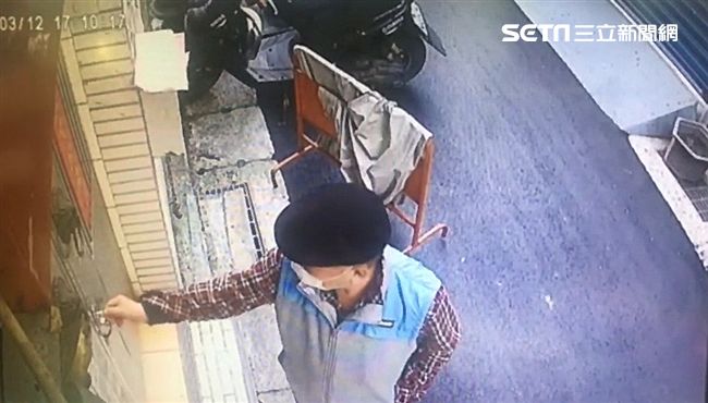 惡作劇？門鎖二度被灌膠！警追灌膠男