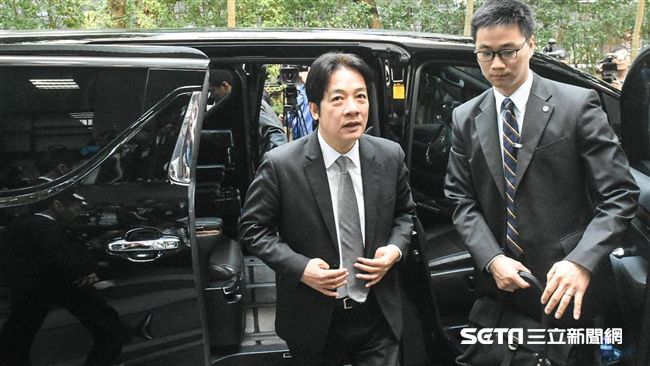 賴揆座車換廂型車　政院：租用舊款車