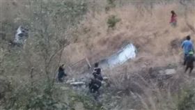 印度北部北阿坎德邦（Uttarakhand Pradesh）發生死亡車禍（圖／翻攝自推特）